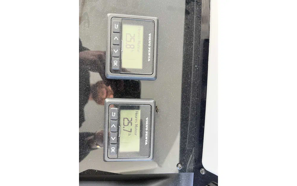 slider 18 Jeanneau Prestige 520