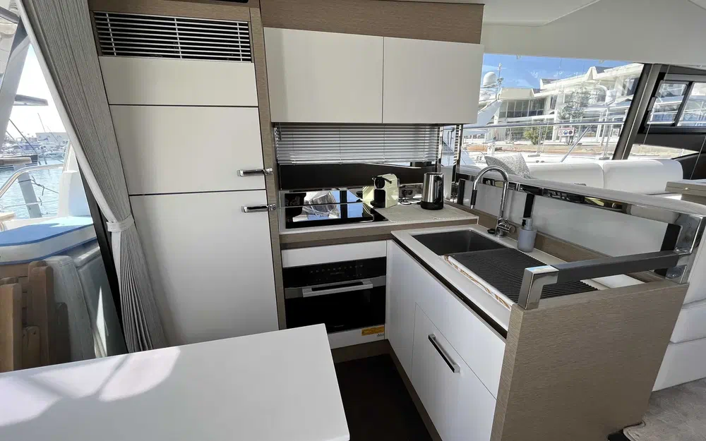 slider 3 Jeanneau Prestige 520