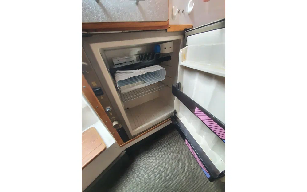 slider 10 Four Winns Vista 245