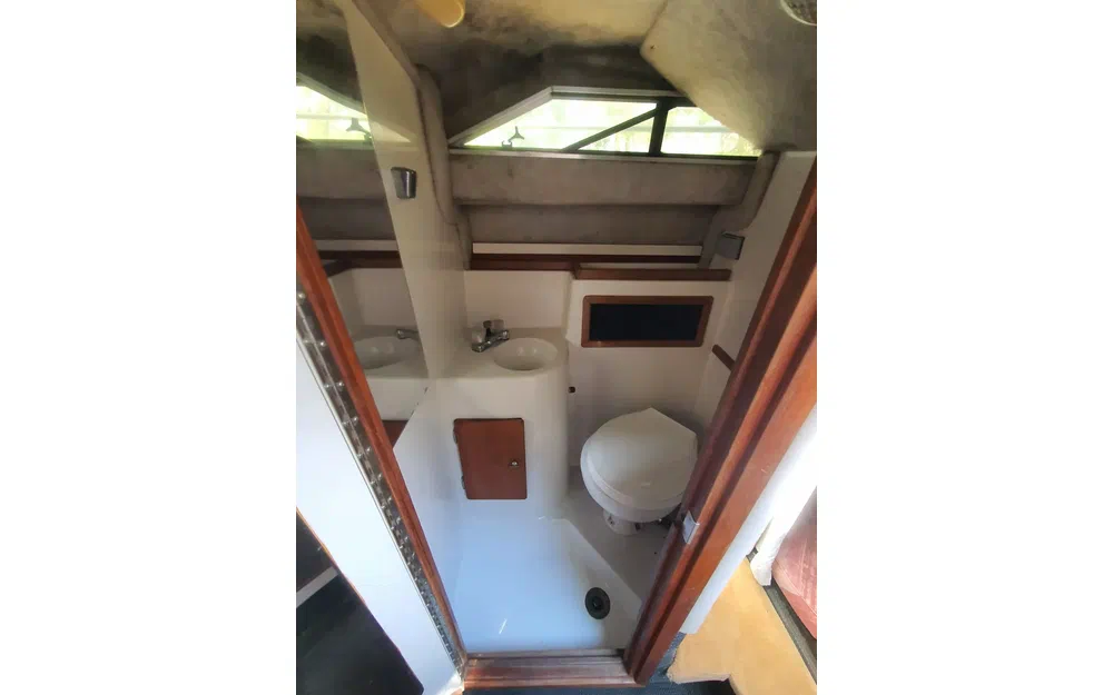 slider 14 Four Winns Vista 245