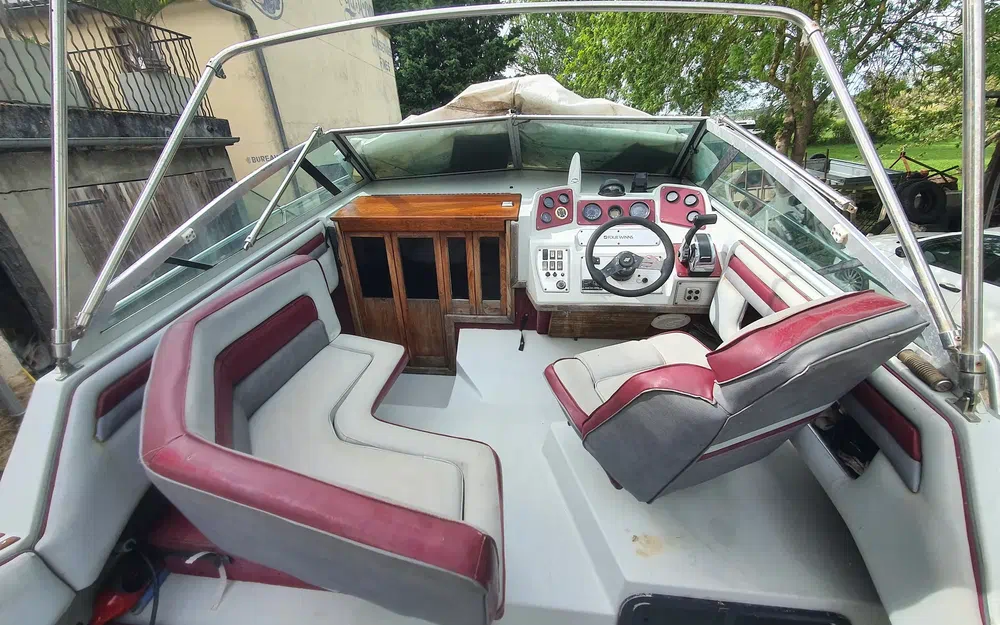 slider 4 Four Winns Vista 245