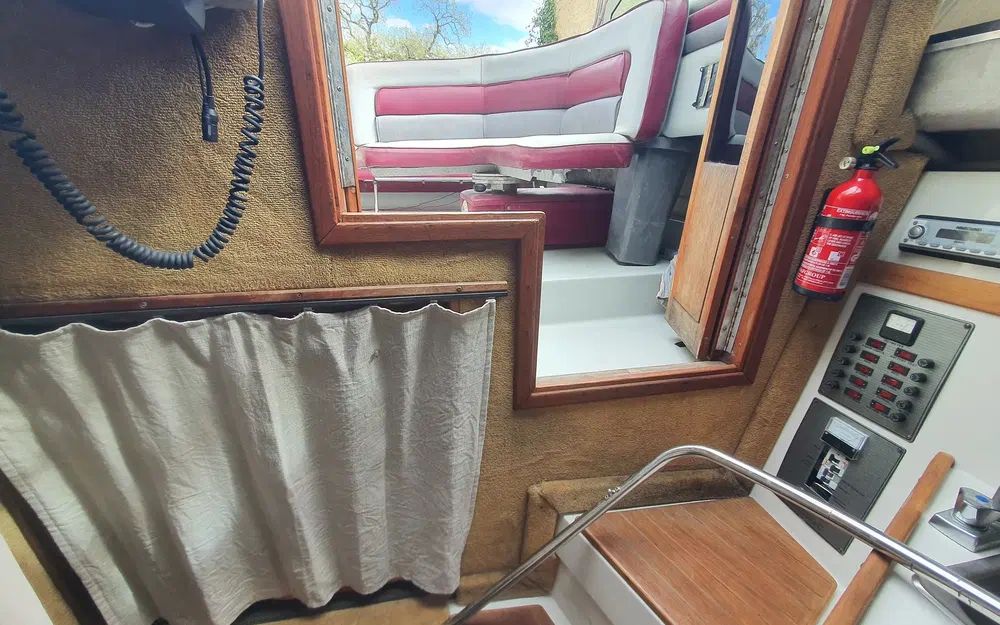 slider 6 Four Winns Vista 245