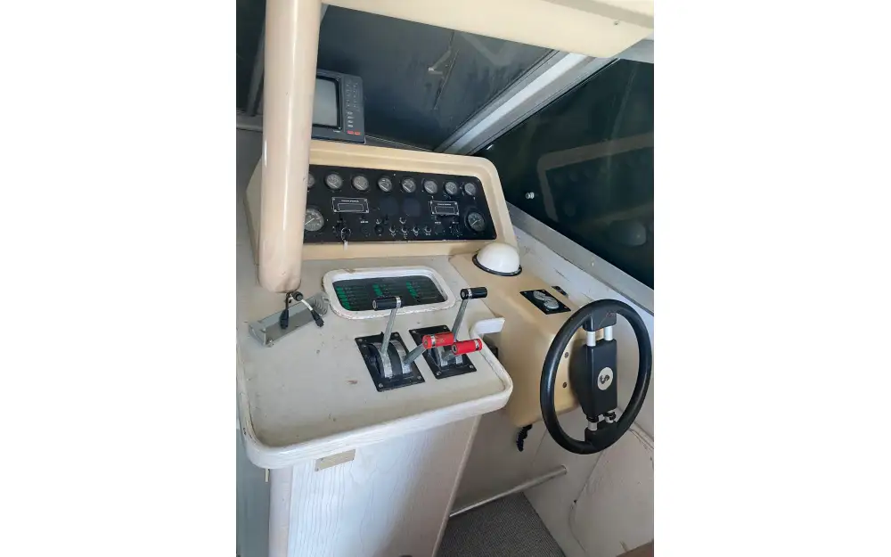 slider 9 Beneteau Antares 10.20