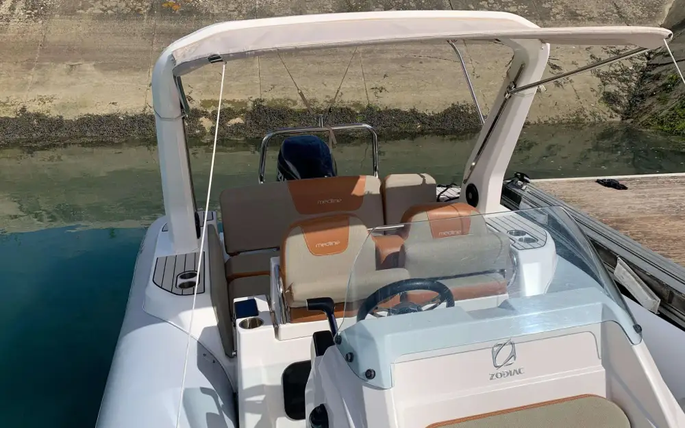slider 25 Zodiac Medline 750 LE