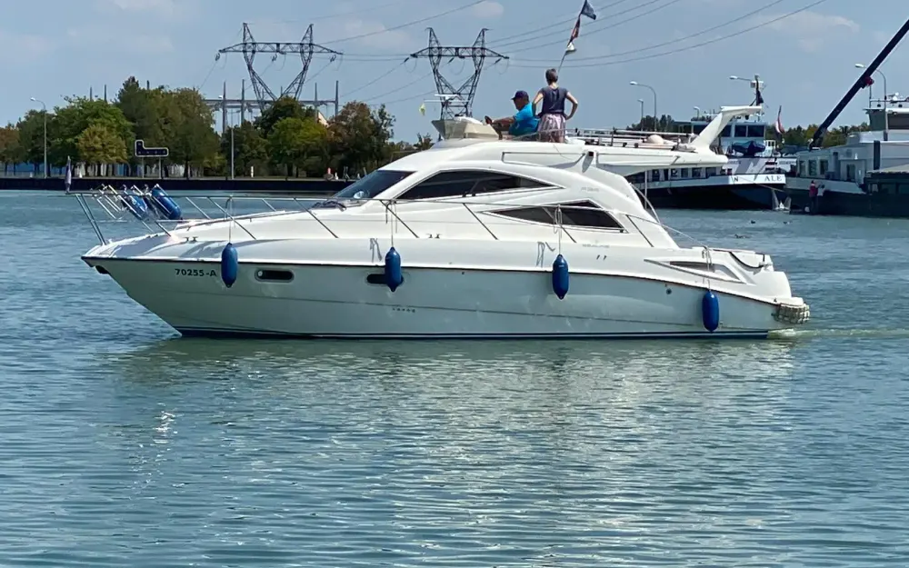 SealineSealine F 34