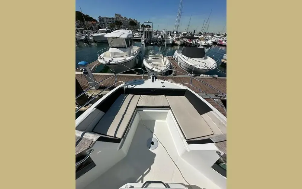 slider 10 Beneteau Flyer 8.8 SPACEdeck