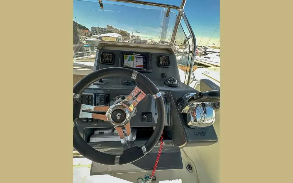 slider 7 Beneteau Flyer 8.8 SPACEdeck