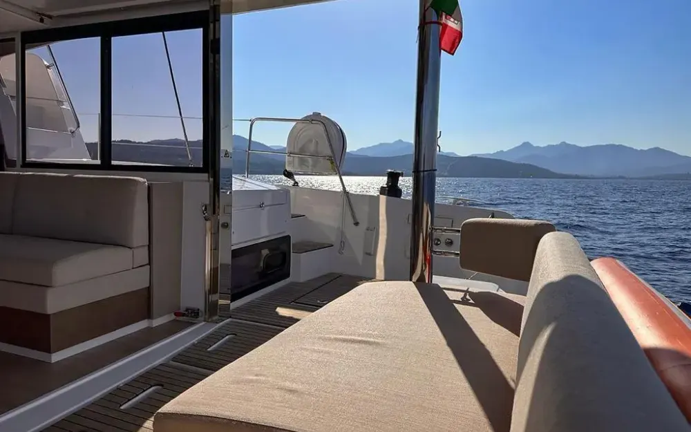 slider 20 Catana Bali 4.6