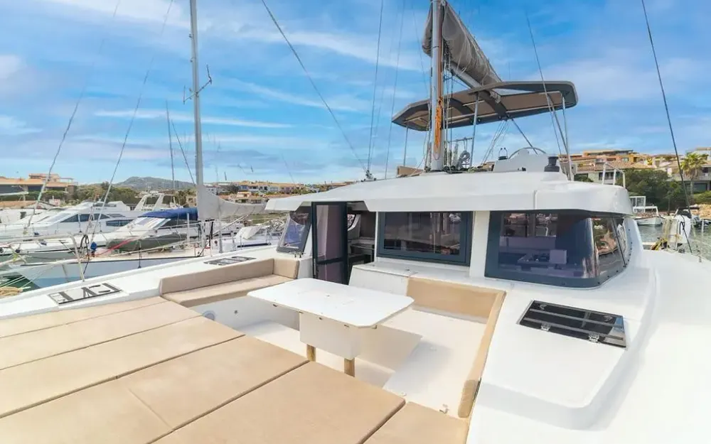 slider 22 Catana Bali 4.6