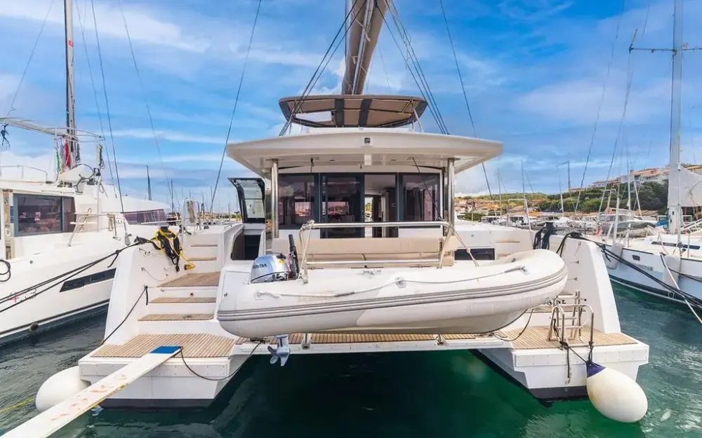 slider 24 Catana Bali 4.6