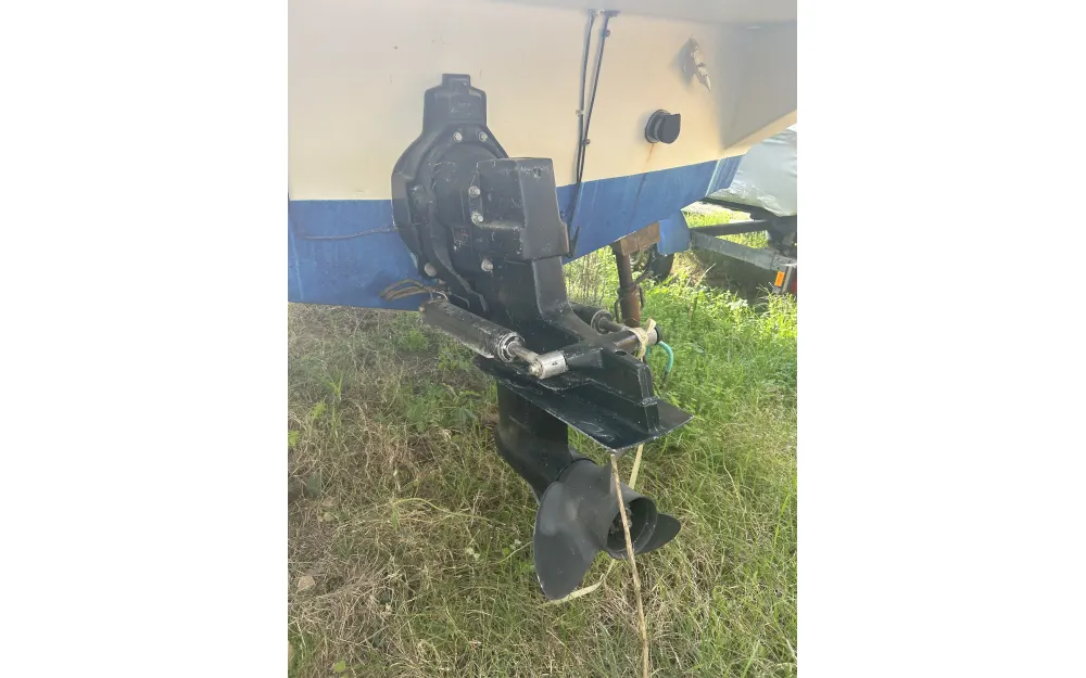slider 4 Jeanneau Leader 650 - null