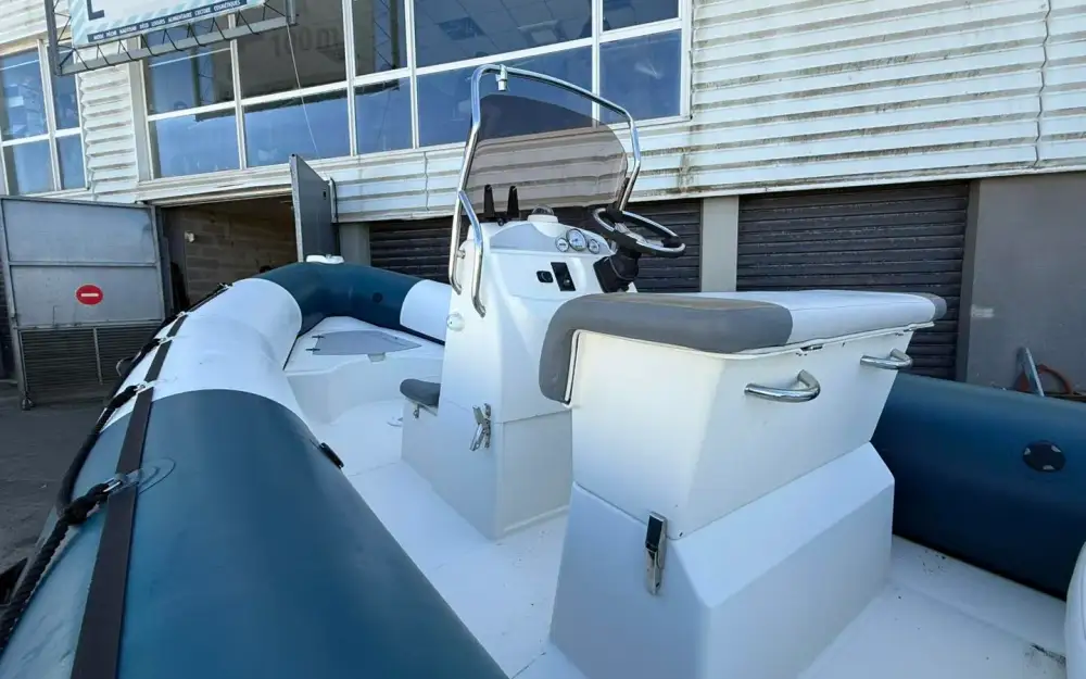 slider 13 Bombard Sunrider 650
