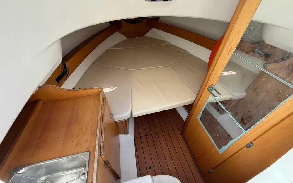 slider 9 Jeanneau Cap Camarat 755