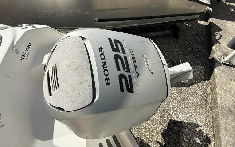 slider 2 Jeanneau Cap Camarat 755