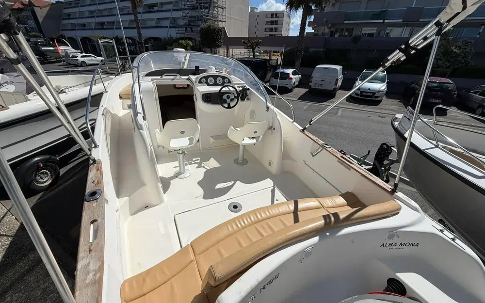 slider 3 Jeanneau Cap Camarat 755