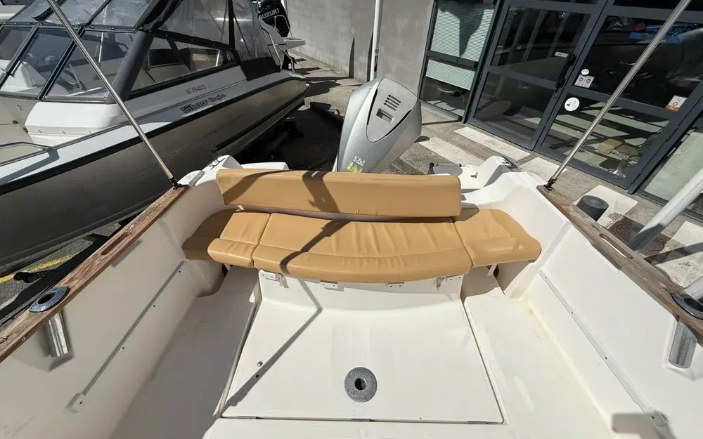 slider 5 Jeanneau Cap Camarat 755