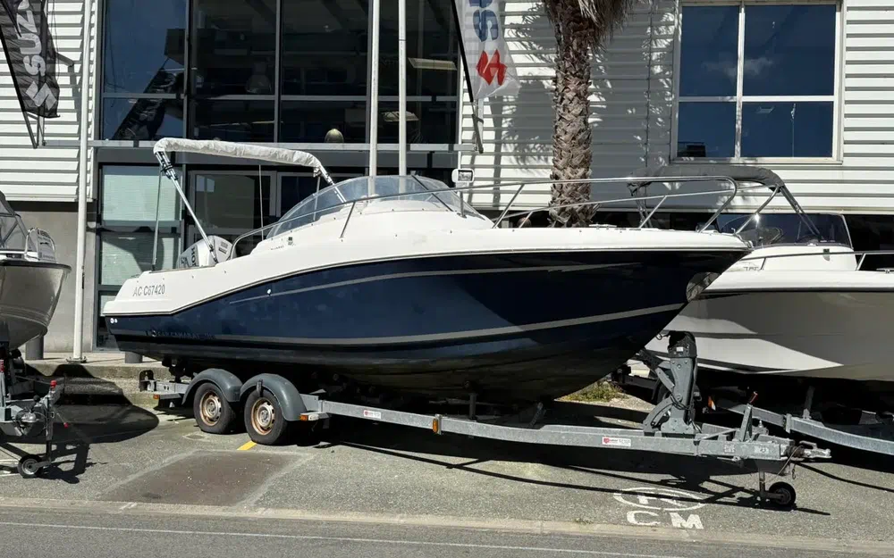 slider 8 Jeanneau Cap Camarat 755