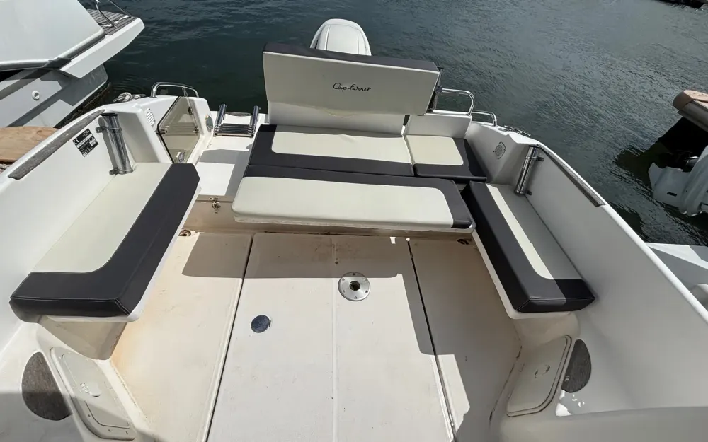 slider 16 B2 Marine Cap Ferret 722
