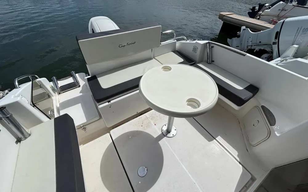 slider 20 B2 Marine Cap Ferret 722