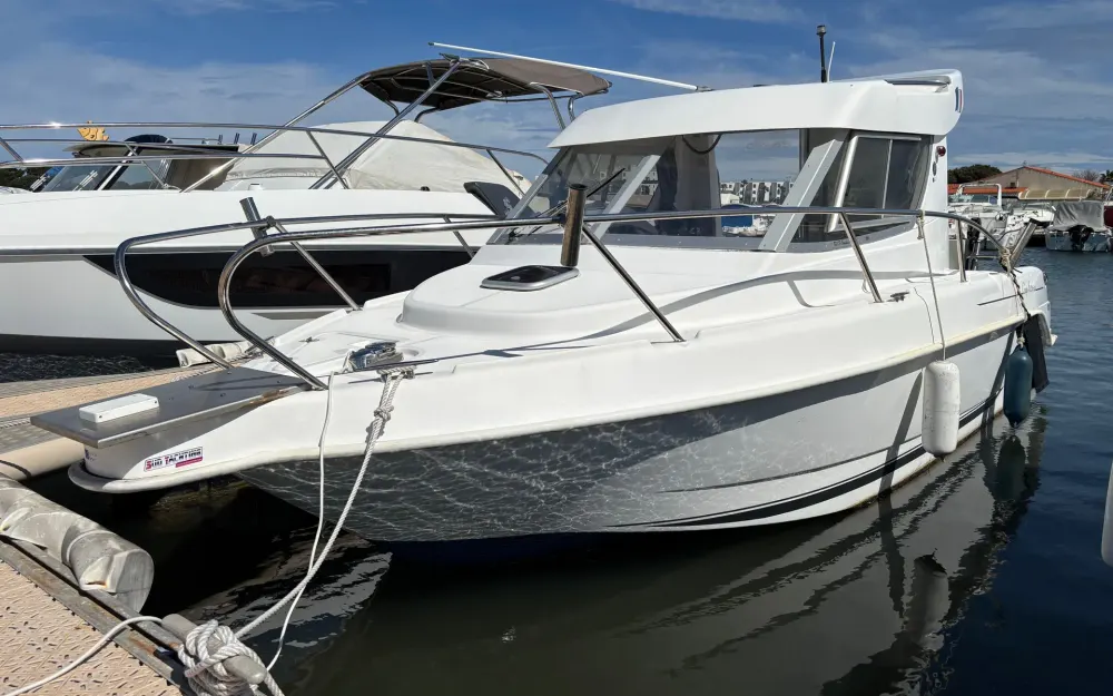 slider 23 B2 Marine Cap Ferret 722