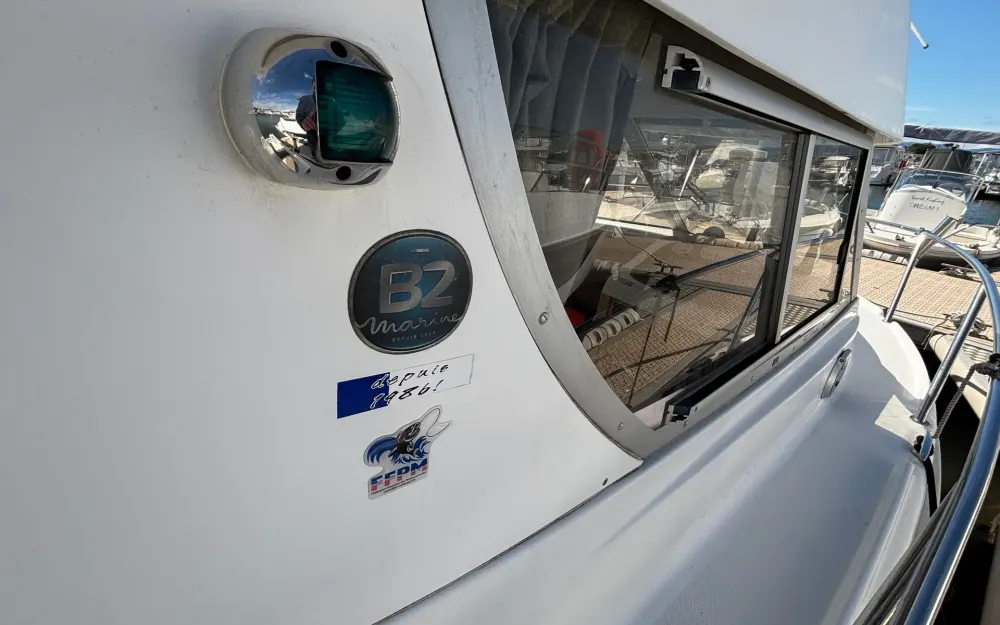 slider 25 B2 Marine Cap Ferret 722