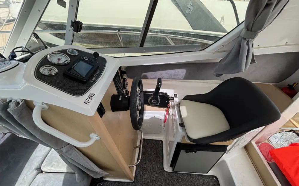 slider 5 B2 Marine Cap Ferret 722