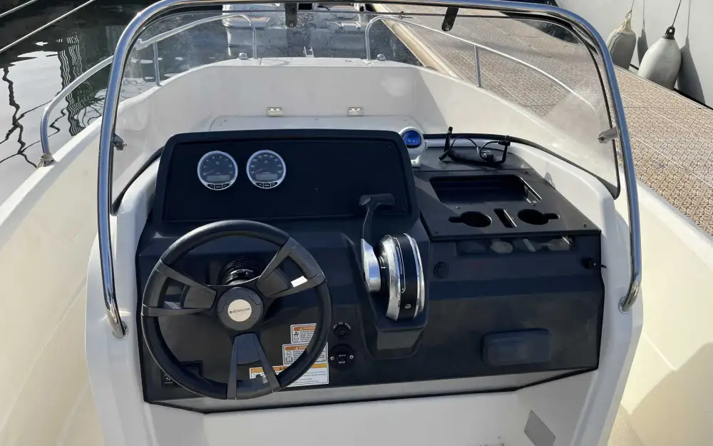 slider 3 Quicksilver Activ 605 Open