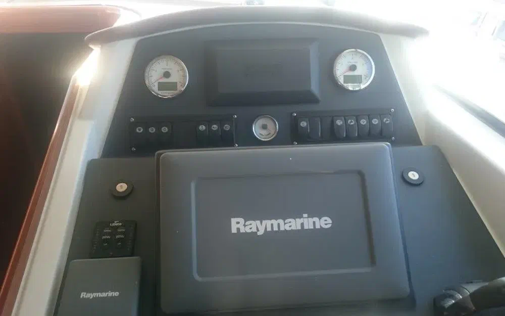 slider 15 Beneteau Swift Trawler 44