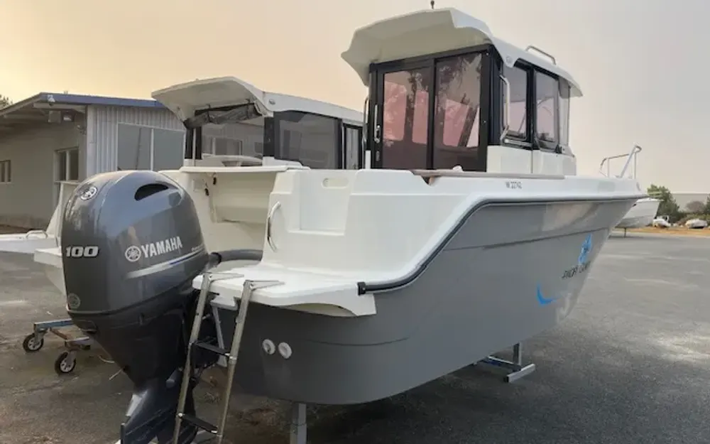 slider 1 Pacific Craft 650 TIMONIER