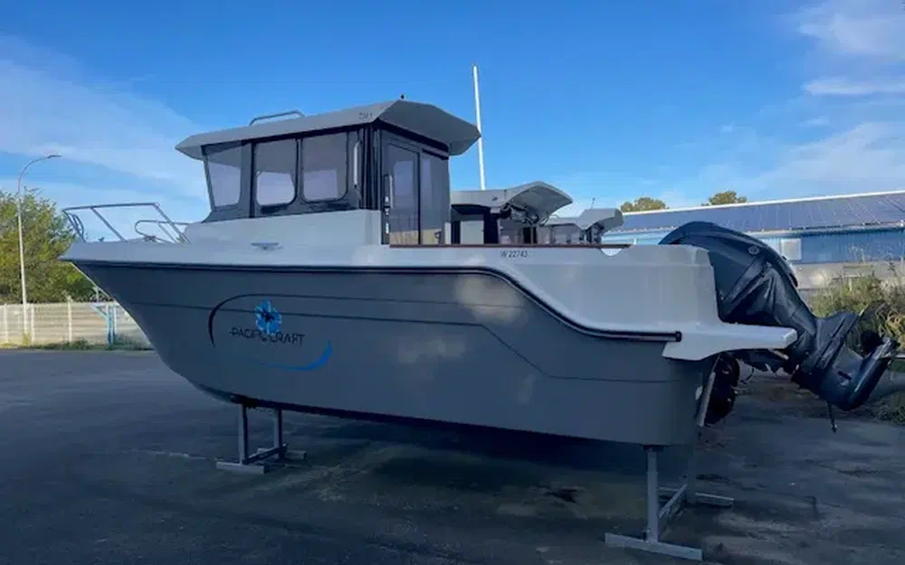 Pacific Craft750 T 