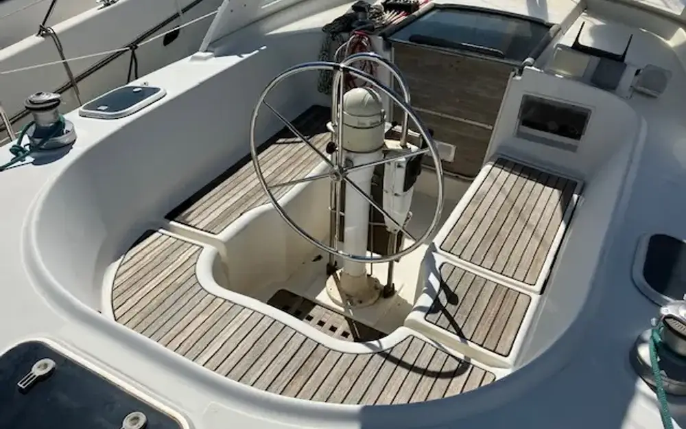 slider 2 Beneteau Oceanis 36 CC