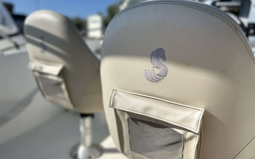 slider 11 Beneteau Flyer 550 - null