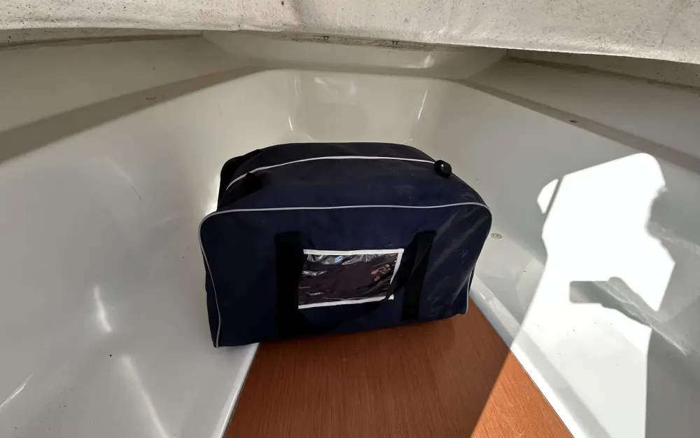 slider 8 Beneteau Flyer 550 - null