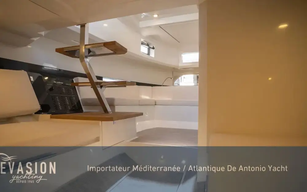 slider 14 De Antonio Yachts D36 Open