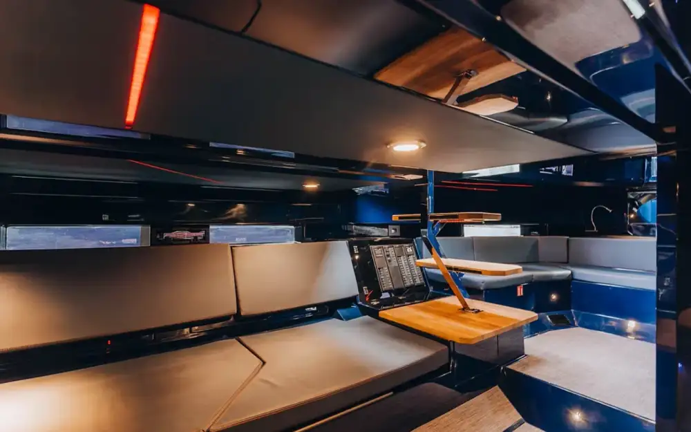 slider 10 De Antonio Yachts D37