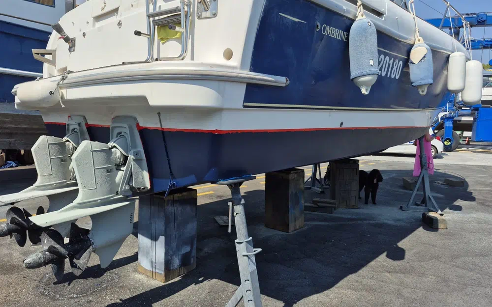 slider 17 Beneteau Ombrine 900