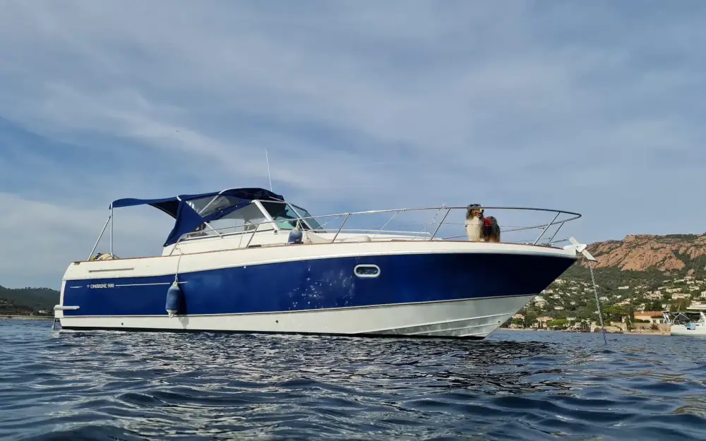 slider 3 Beneteau Ombrine 900