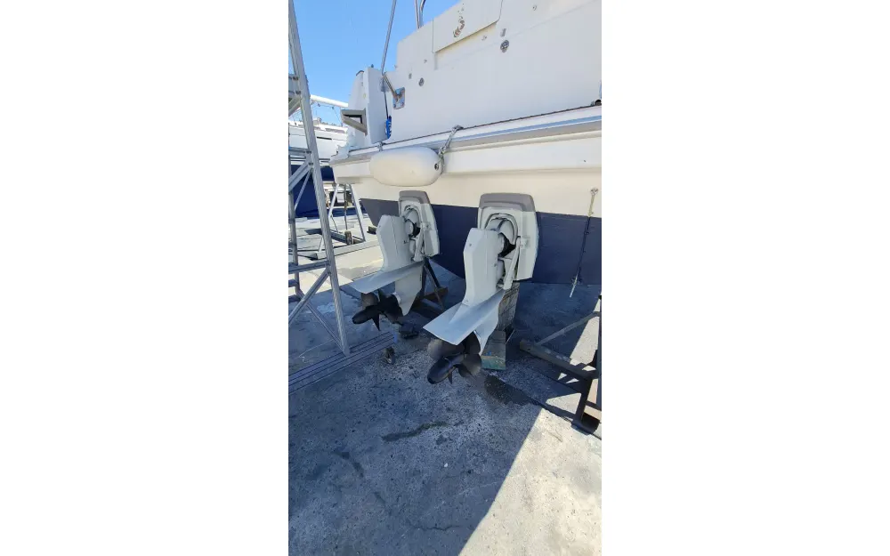 slider 4 Beneteau Ombrine 900 - null