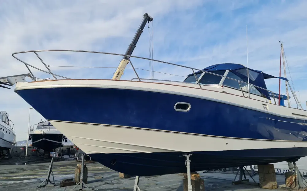 slider 5 Beneteau Ombrine 900 - null