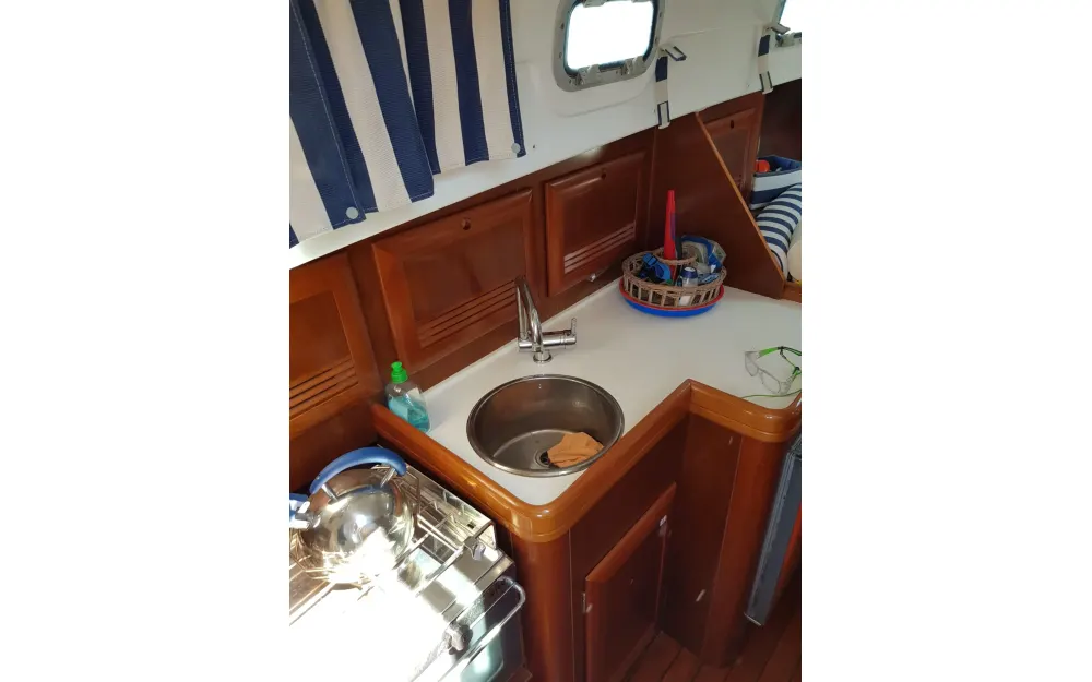 slider 8 Beneteau Ombrine 900 - null