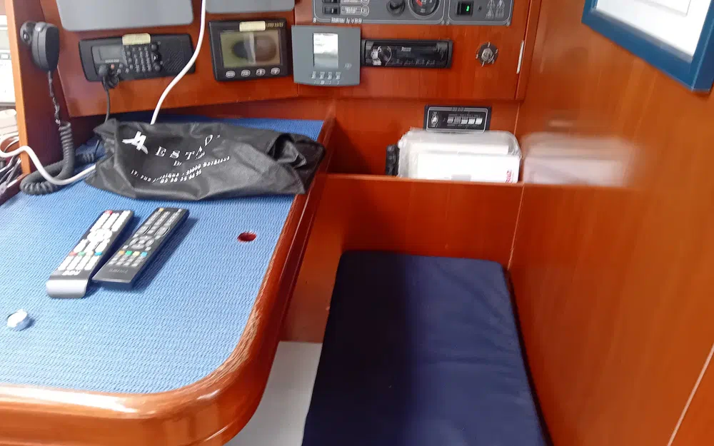 slider 17 Beneteau Oceanis 393 Clipper