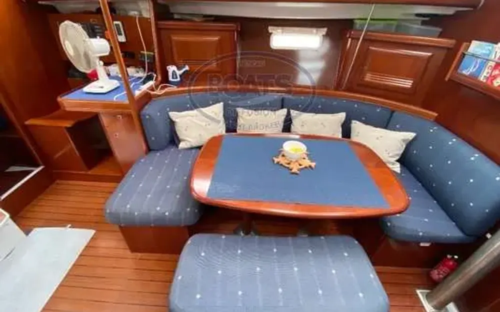 slider 4 Beneteau Oceanis 393 Clipper - null