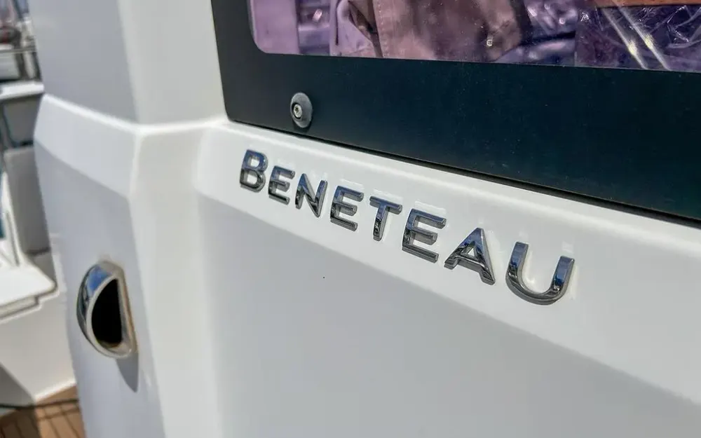 slider 13 Beneteau Barracuda 9 Fly