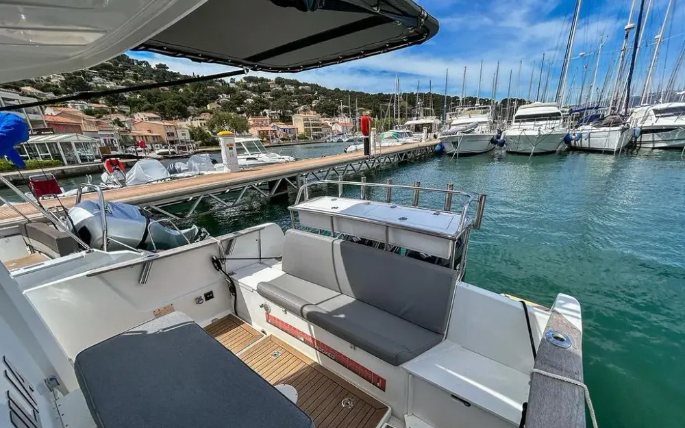 slider 14 Beneteau Barracuda 9 Fly