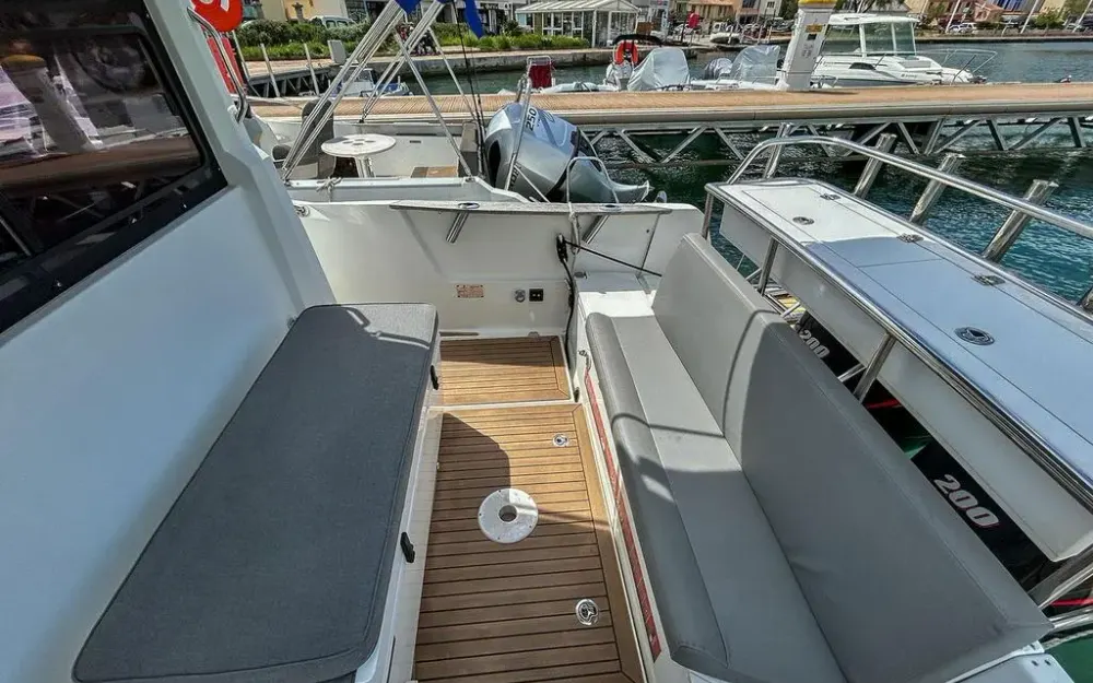 slider 16 Beneteau Barracuda 9 Fly