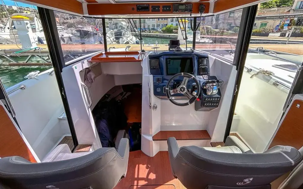 slider 25 Beneteau Barracuda 9 Fly
