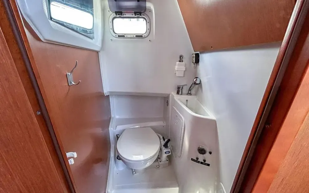 slider 29 Beneteau Barracuda 9 Fly