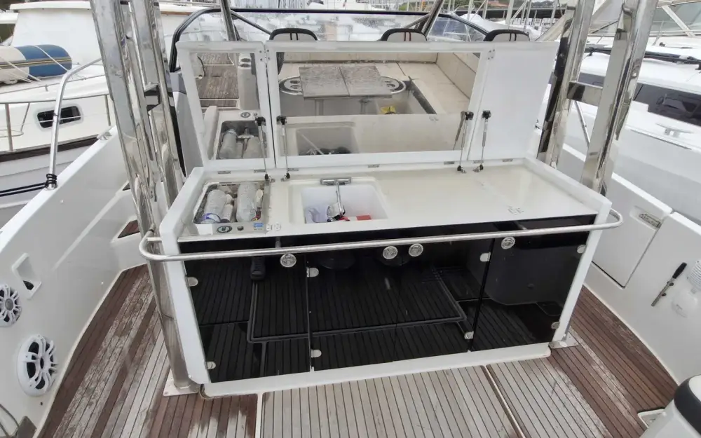 slider 6 Jeanneau Cap Camarat 12.5 WA