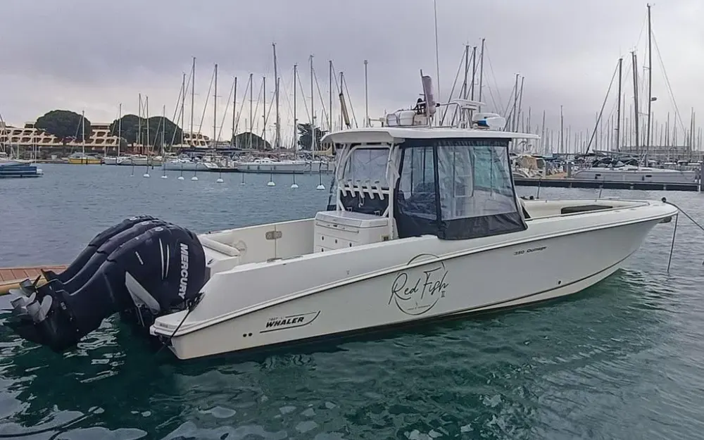 slider 5 Boston Whaler  350 Outrage
