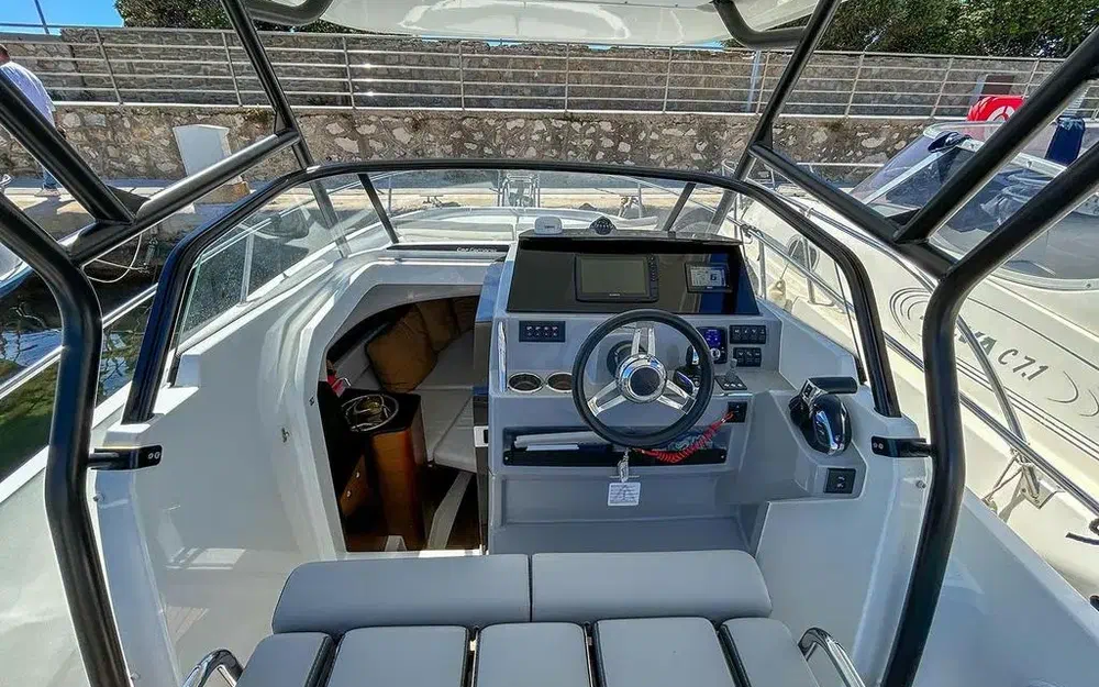 slider 15 Jeanneau Cap Camarat 7.5 WA